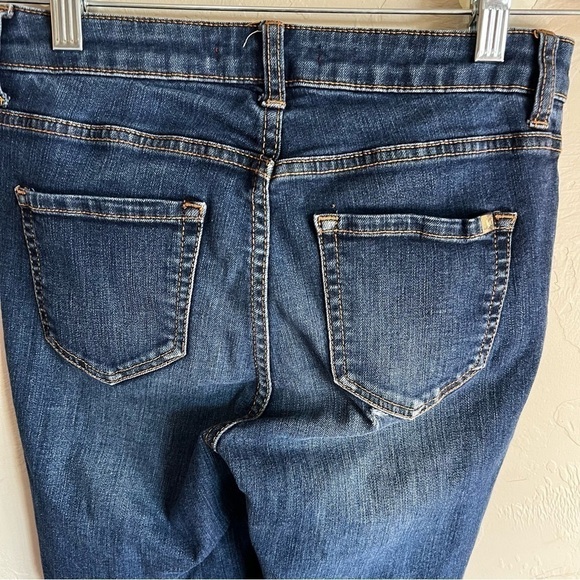 Jennifer Lopez Skinny Denim Jeans - Picture 10 of 10